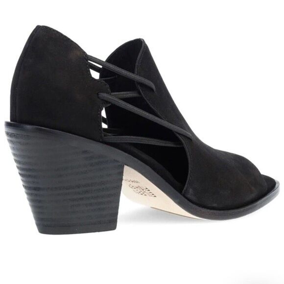 Eileen Fisher Allie Cutout Sandals Black - Picture 5 of 13